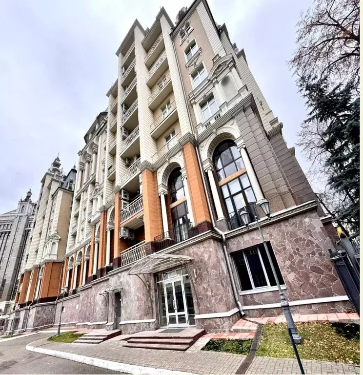 Свободной планировки кв. Татарстан, Казань ул. Касаткина, 11 (198.0 м) - Фото 2