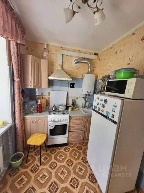 2-к кв. Самарская область, Кинель ул. 50 лет Октября, 80 (45.0 м) - Фото 1