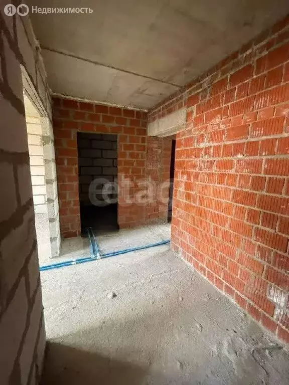 2-комнатная квартира: Калуга, Изумрудная улица, 10 (60.99 м) - Фото 2