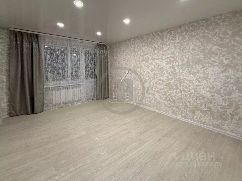 3-к кв. Калужская область, Калуга ул. Суворова, 183 (62.0 м) - Фото 1