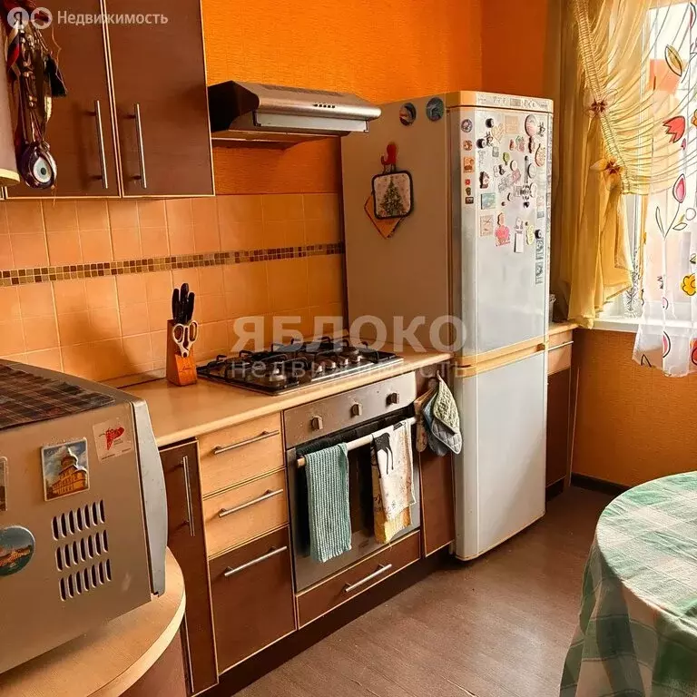 3-комнатная квартира: Березники, улица 30 лет Победы, 12 (59.8 м) - Фото 1
