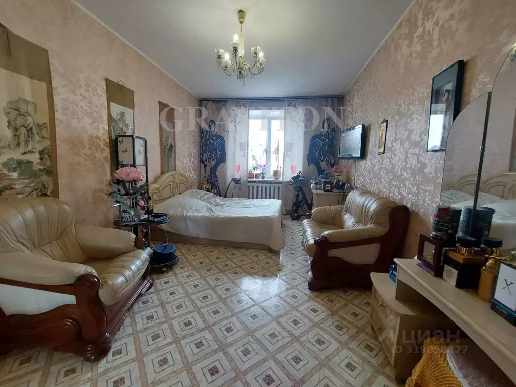 2-к кв. Алтай, Горно-Алтайск ул. Григория Чорос-Гуркина, 35 (57.8 м) - Фото 1