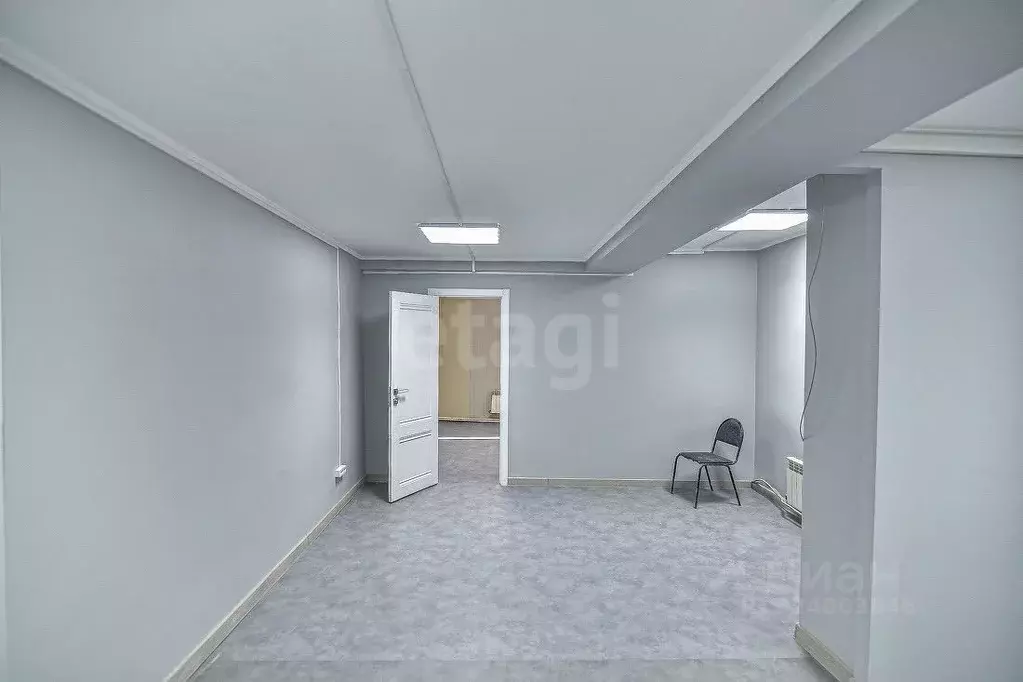 Офис в Сахалинская область, Южно-Сахалинск 7-й мкр, проезд Спортивный, ... - Фото 1