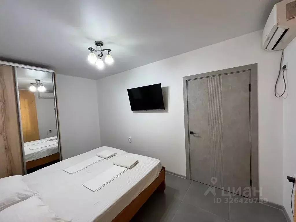 Дом в Крым, Керчь ул. Московская, 33 (50 м) - Фото 1