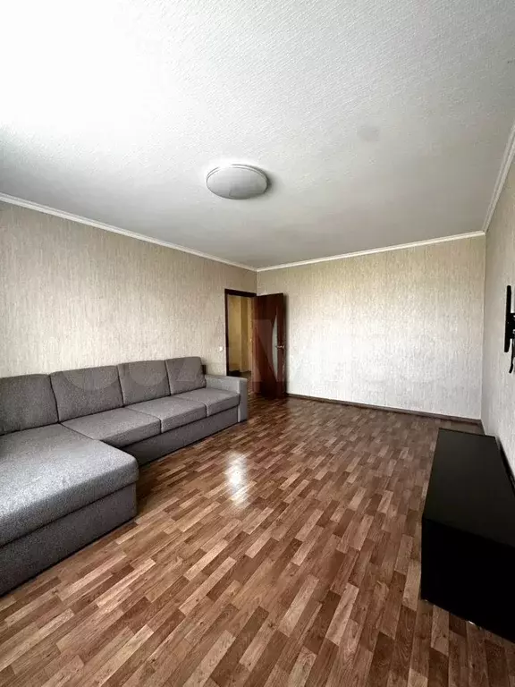 1-к. квартира, 44 м, 8/9 эт. - Фото 1