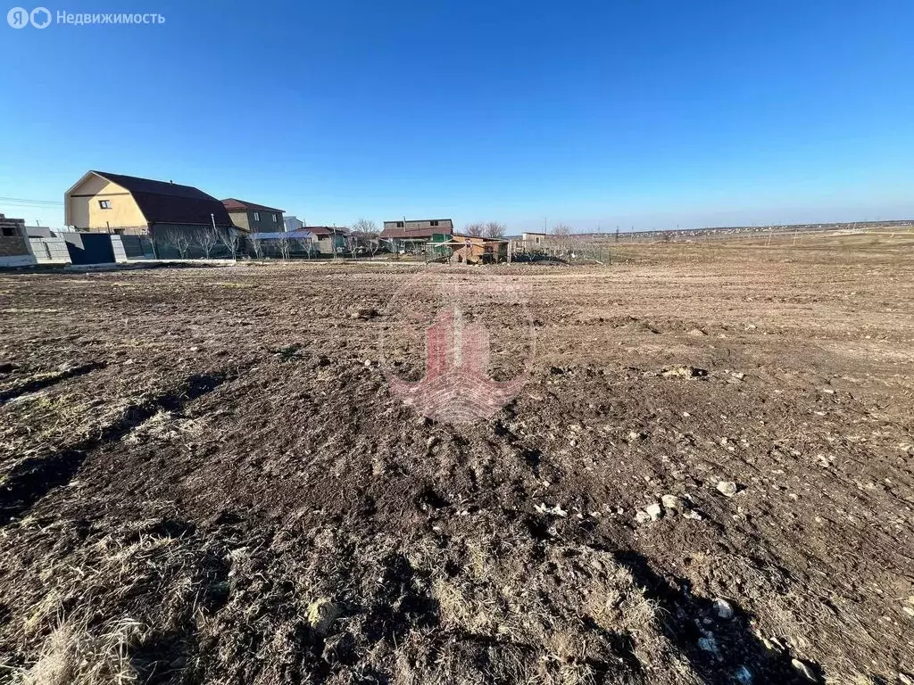 Участок в село Трудовое, Крымская улица (8 м) - Фото 0