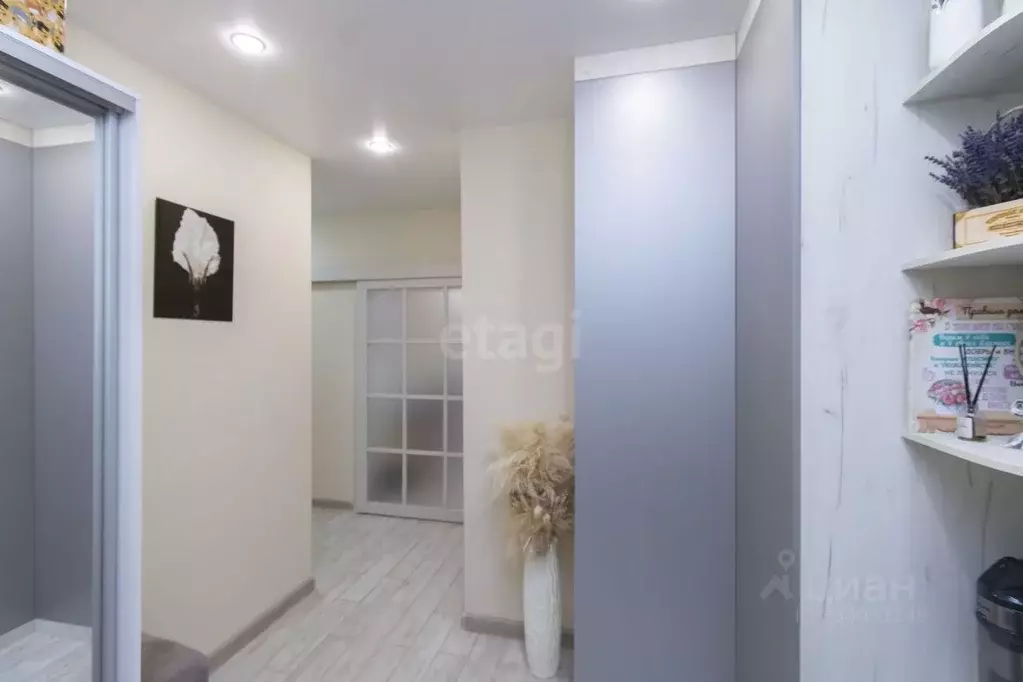 3-к кв. Тюменская область, Тюмень ул. Мельникайте, 34к1 (80.4 м) - Фото 1