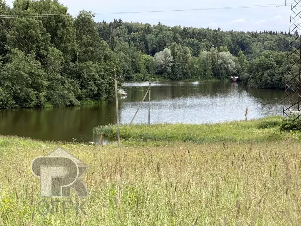 Участок в Московская область, Солнечногорск городской округ, д. ... - Фото 1