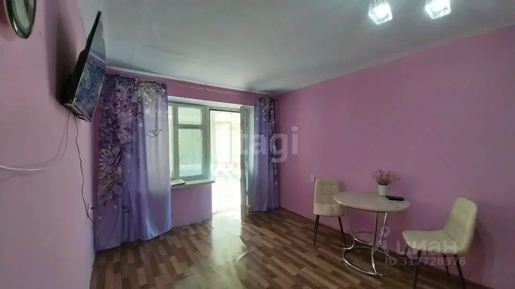 2-к кв. Крым, Армянск Имени Генерала Васильева мкр, 16 (45.7 м) - Фото 0