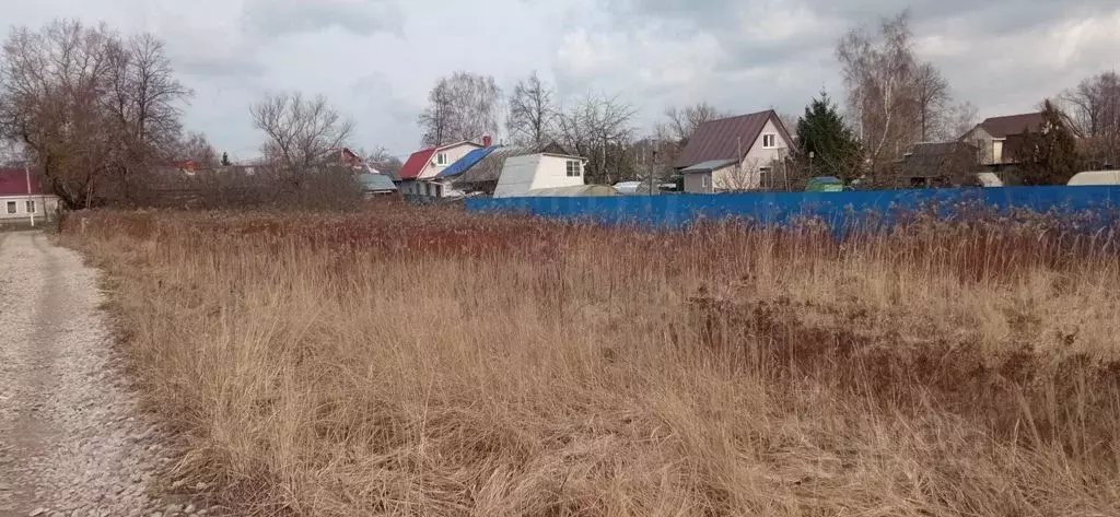 Участок в Калужская область, Жуковский район, с. Высокиничи ул. ... - Фото 0