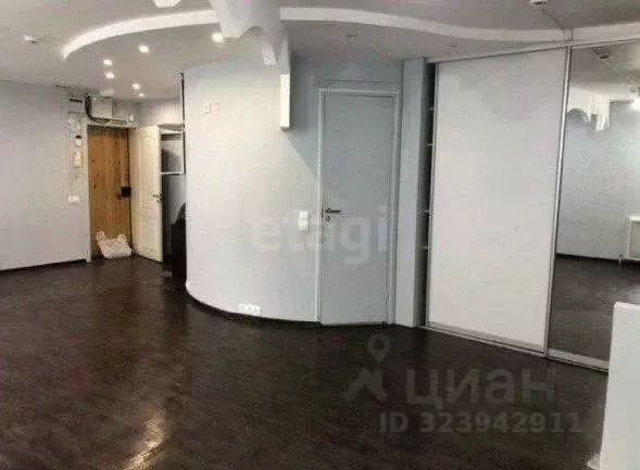 Помещение свободного назначения в Тюменская область, Тюмень проезд ... - Фото 1