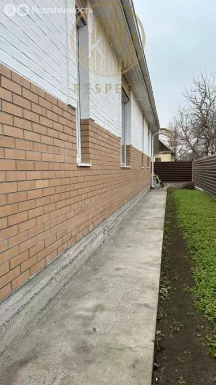 Дом в Ессентуки, улица Ермолова, 90 (120 м) - Фото 1