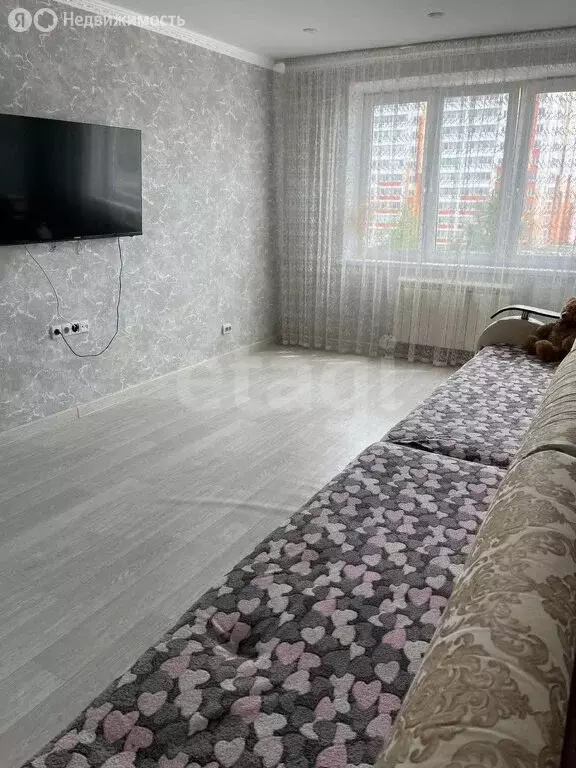 2-комнатная квартира: Альметьевск, микрорайон Алсу, улица Рината ... - Фото 2