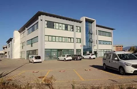 Large Office for Sale in Arezzo - Фото 0