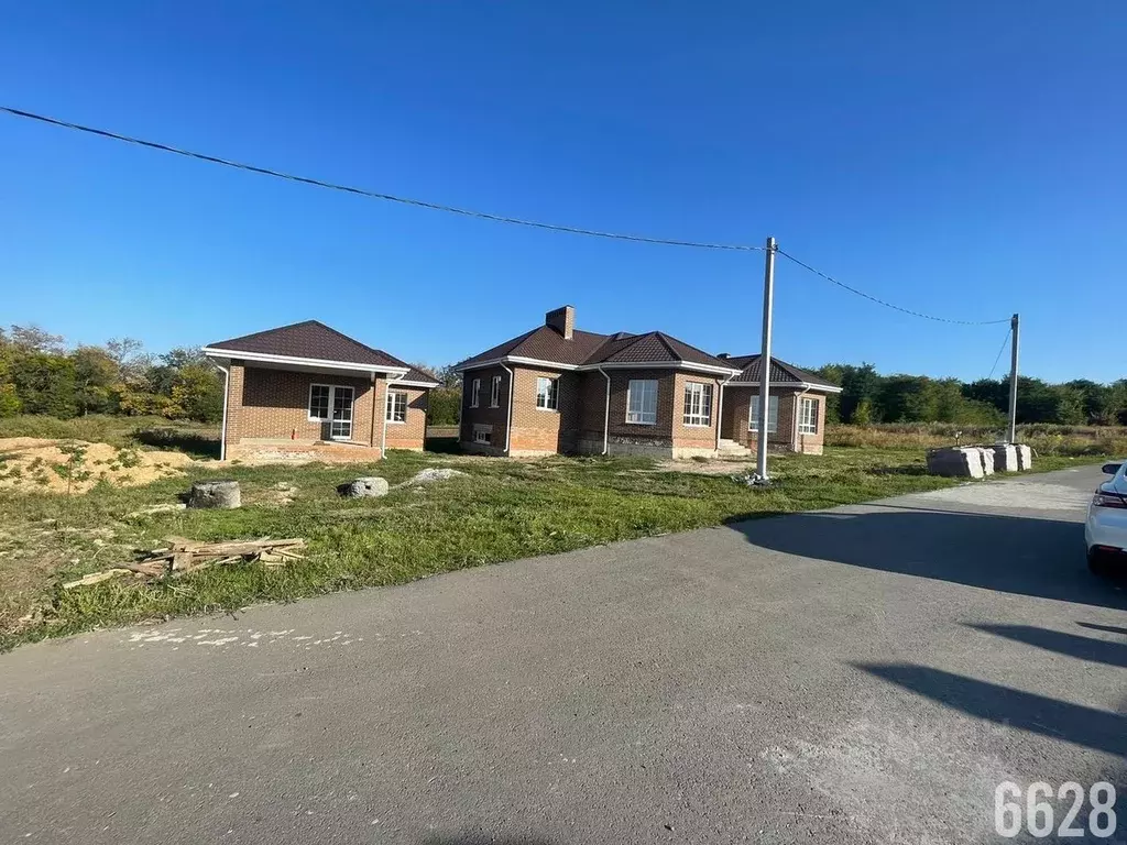 Дом в Ростовская область, Аксай ул. Пихтовая (250 м) - Фото 1