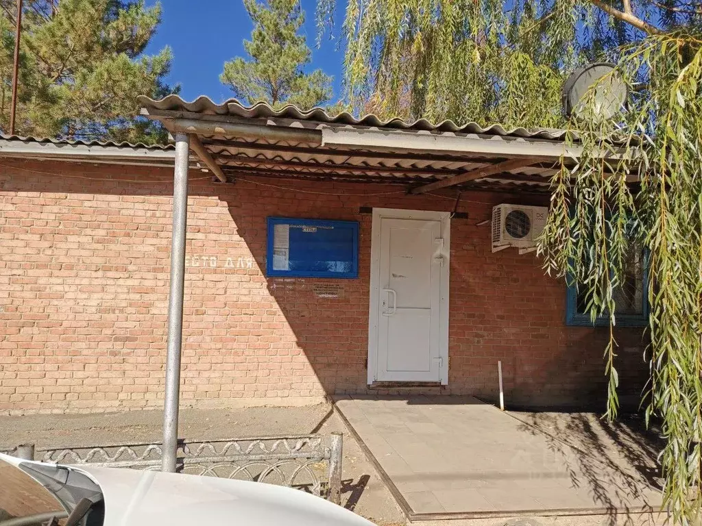 Помещение свободного назначения в Оренбургская область, с. Курманаевка ... - Фото 2