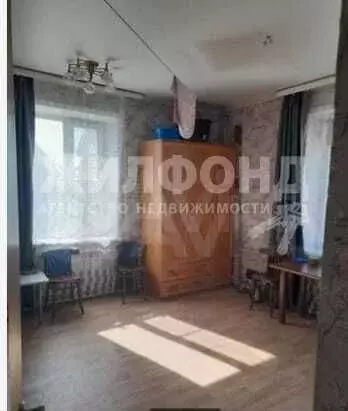 комната 18 м в 3-к, 1/2 эт. - Фото 0