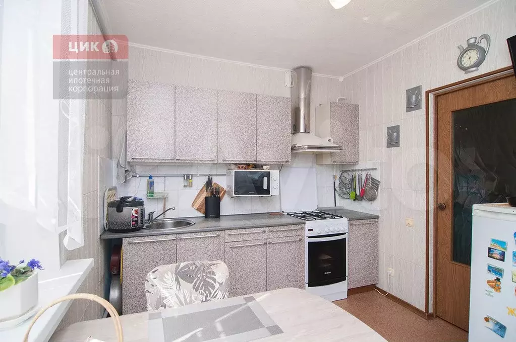 2-к. квартира, 60,5 м, 1/2 эт. - Фото 1