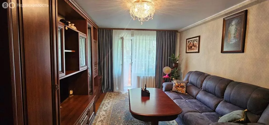 3-комнатная квартира: Екатеринбург, Надеждинская улица, 23 (58.8 м) - Фото 1