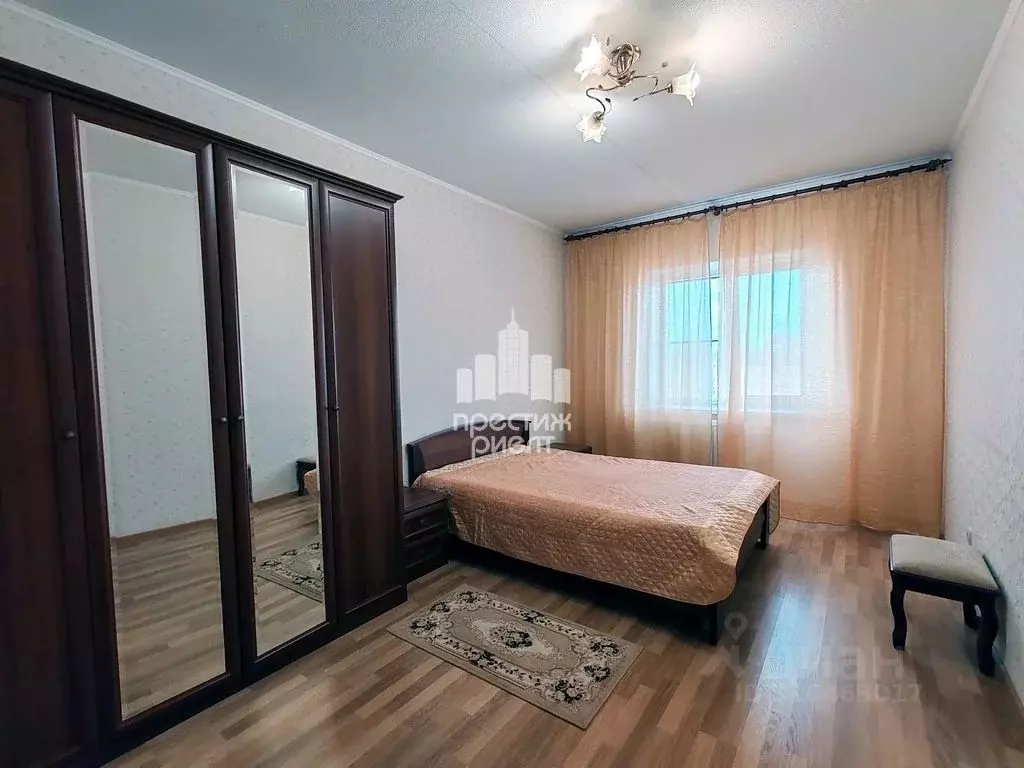2-к кв. Калужская область, Калуга Литейная ул., 15 (70.0 м) - Фото 0