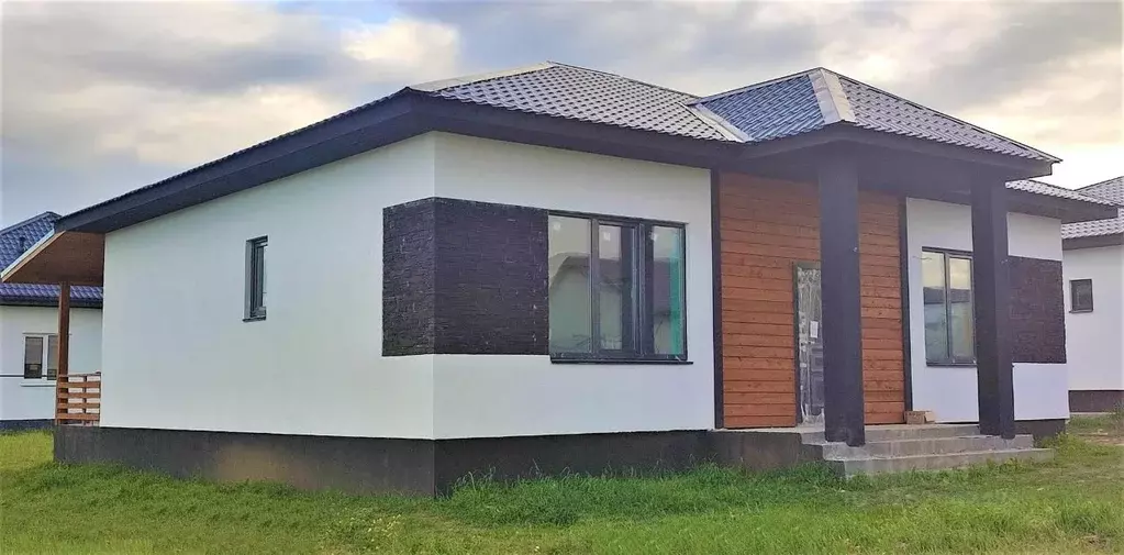 Коттедж в Свердловская область, Белоярский муниципальный округ, пос. ... - Фото 1