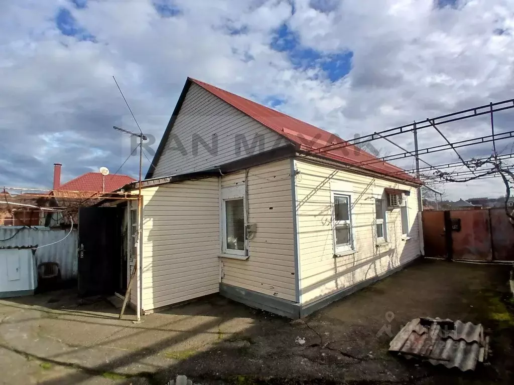 Дом в Адыгея, Майкоп Железнодорожная ул., 155 (45 м) - Фото 1