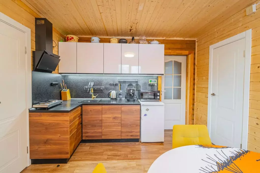 Дом в Ленинградская область, Гатчинский муниципальный округ, Кобрино ... - Фото 1