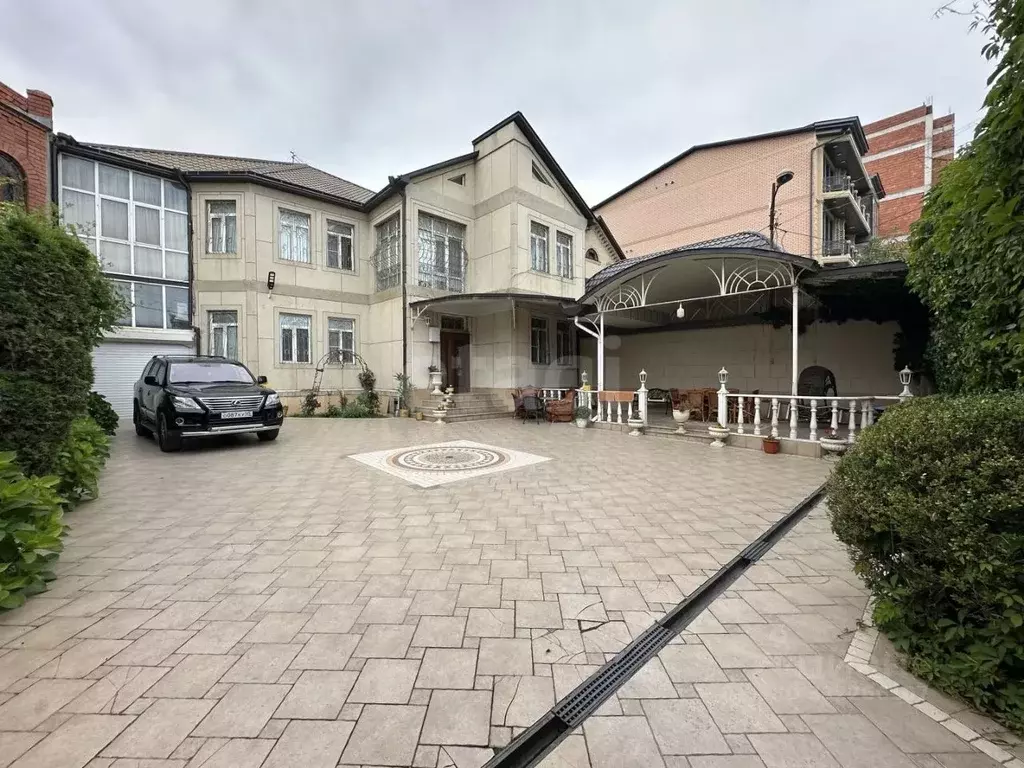 Дом в Дагестан, Махачкала ул. Мичурина, 56 (550 м) - Фото 1