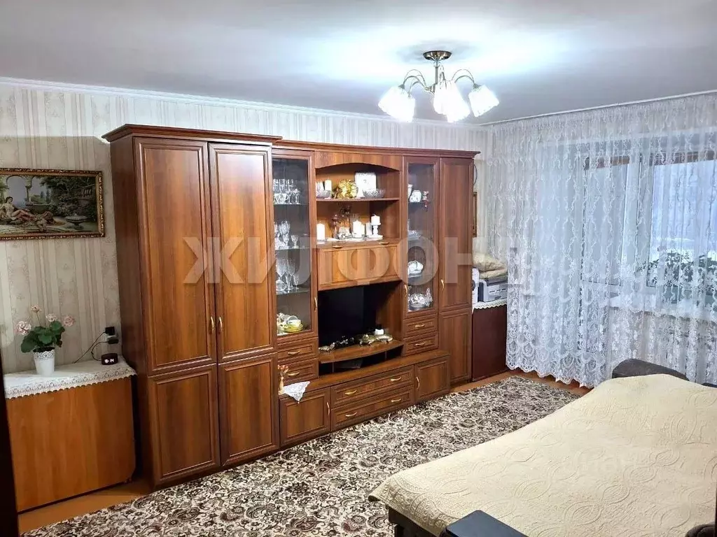 1-к кв. Хакасия, Абакан Согринская ул., 126 (39.8 м) - Фото 0