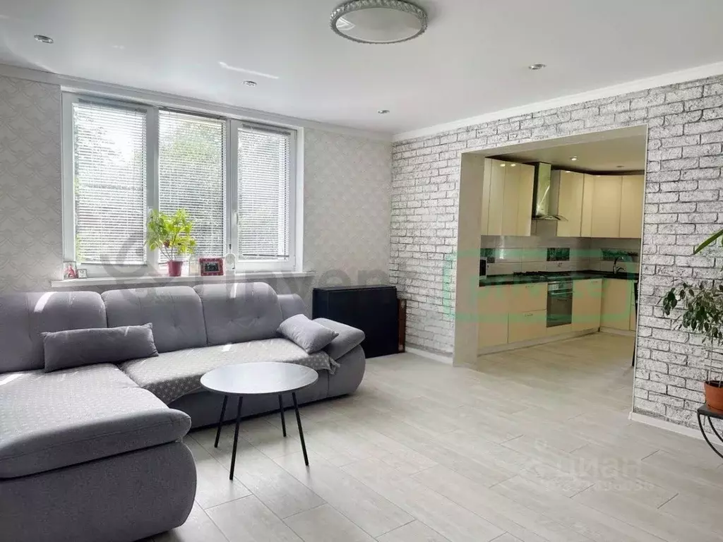 Дом в Калининградская область, Гурьевский муниципальный округ, пос. ... - Фото 2