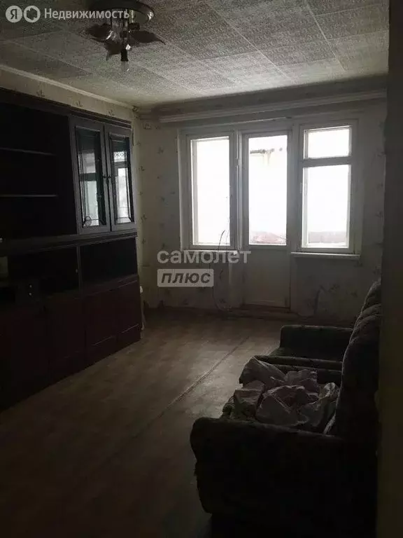 3-комнатная квартира: Златоуст, квартал имени А.М. Матросова, 5А (63.6 ... - Фото 2