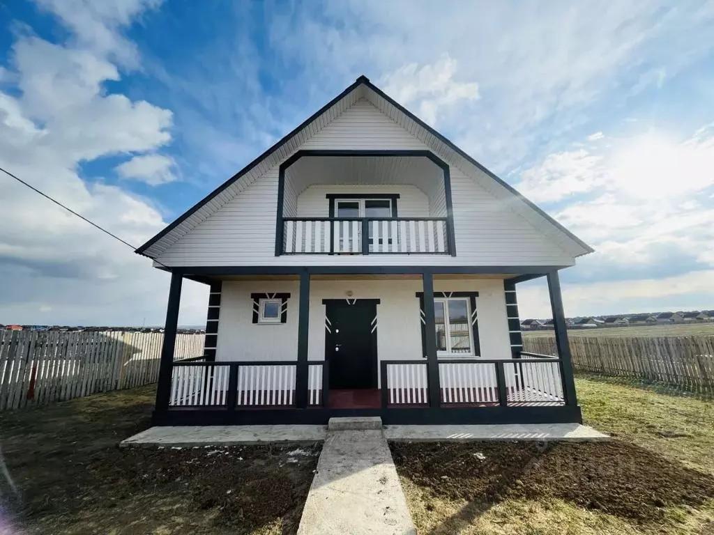 Дом в Иркутская область, Иркутский муниципальный округ, д. Грановщина  ... - Фото 1