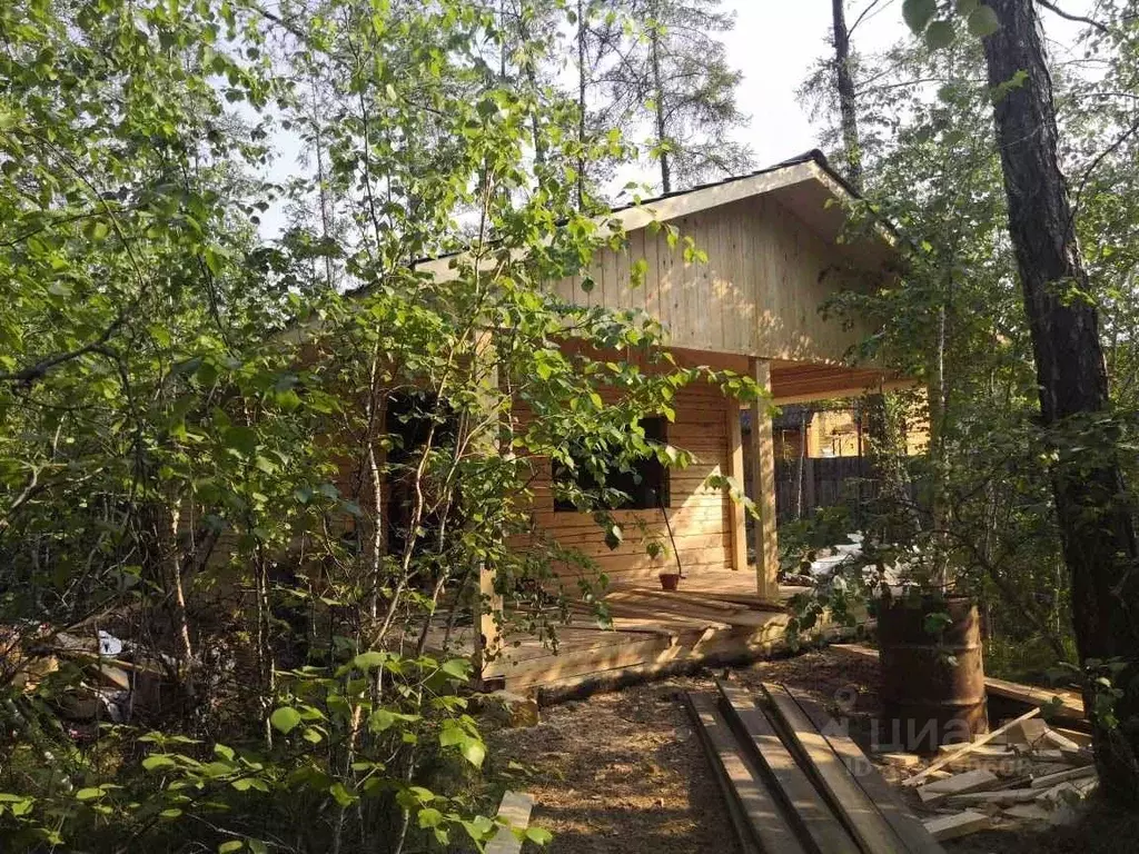 Дом в Саха (Якутия), Якутск ул. Кэскил (36 м) - Фото 1