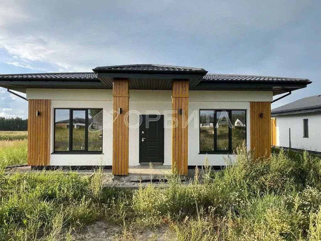 Дом в Тюменская область, Тюменский муниципальный округ, Новокаменский ... - Фото 1