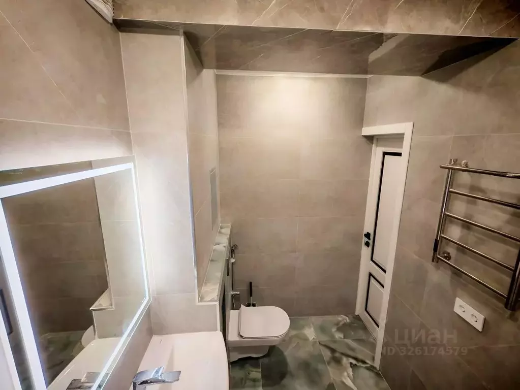 2-к кв. Омская область, Омск просп. Комарова, 11/3 (53.0 м) - Фото 2