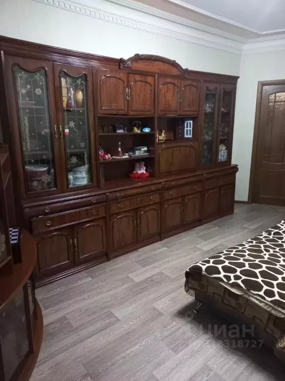 2-к кв. Саха (Якутия), Якутск ул. Федора Попова, 17/1 (61.7 м) - Фото 1