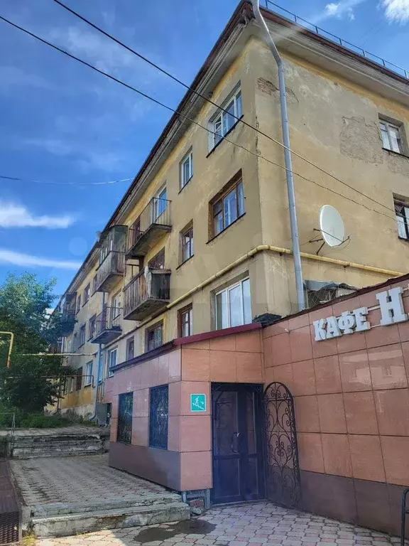 Комната 12 м в 6-к., 2/3 эт. - Фото 0