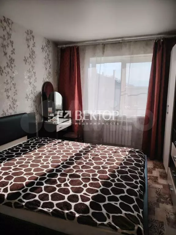 1-к. квартира, 28 м, 3/3 эт. - Фото 0
