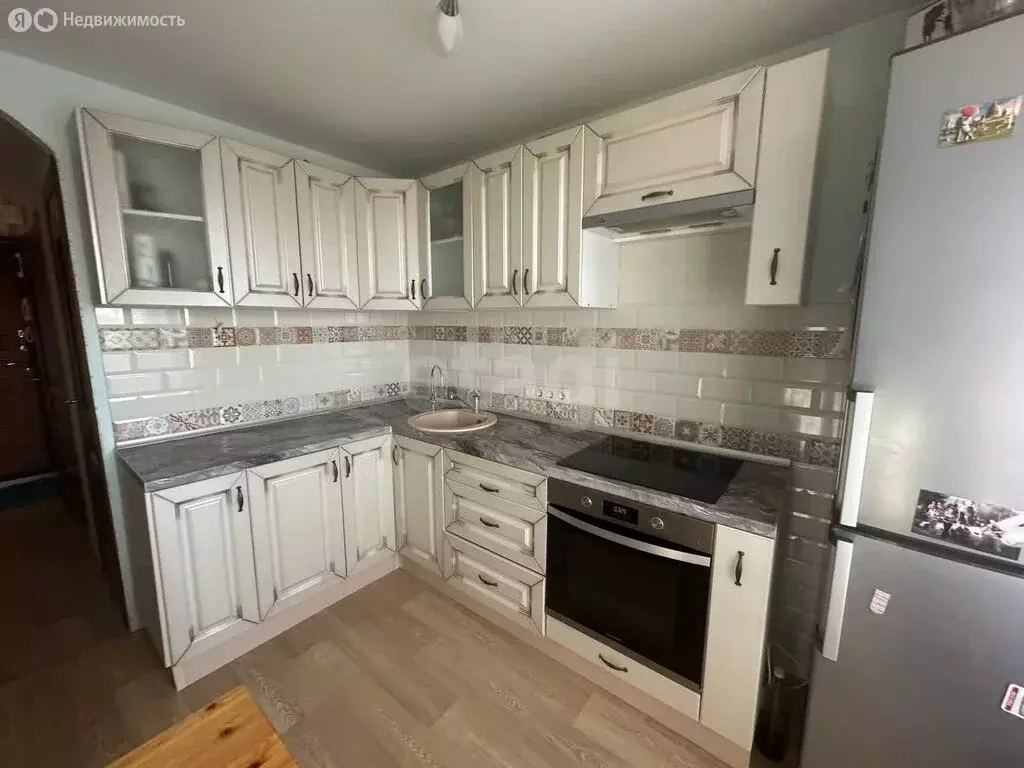 3-комнатная квартира: Коломна, улица Октябрьской Революции, 342 (64 м) - Фото 1