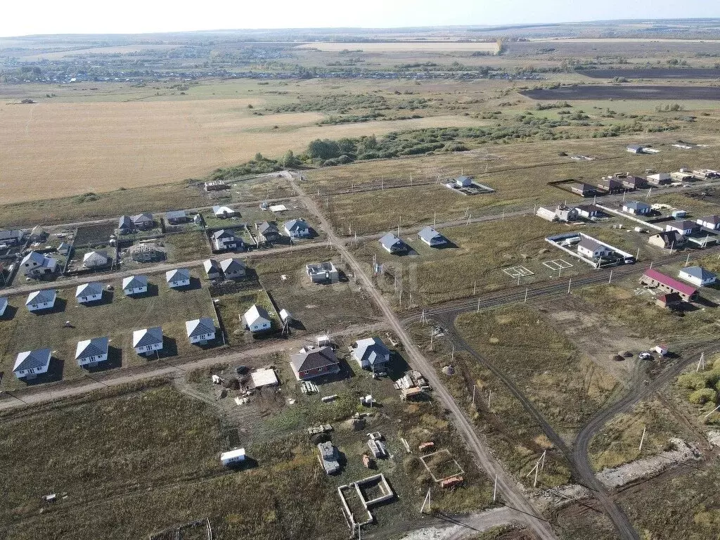 Участок в село Новое Барятино, Лазурная улица (15 м) - Фото 0