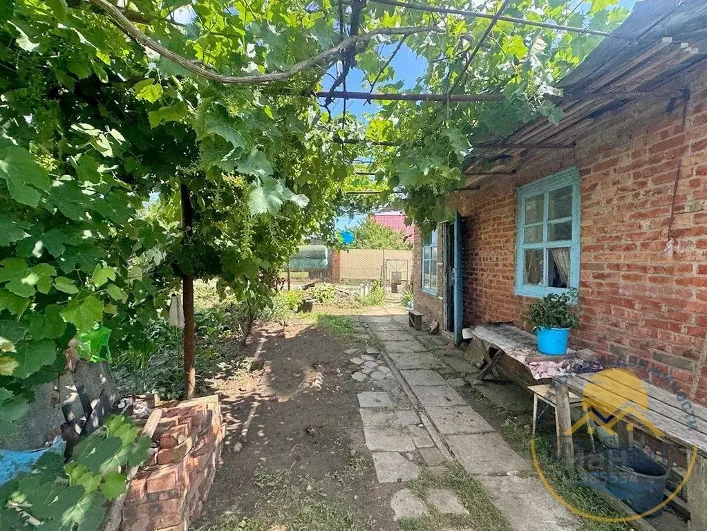Дом в Краснодарский край, Темрюк Родник садовое товарищество, ул. ... - Фото 0