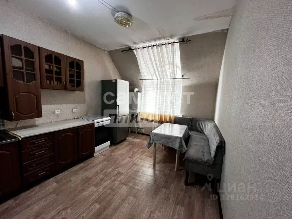 2-к кв. Дагестан, Махачкала ул. 3-я Дачная, 1 (55.3 м) - Фото 1