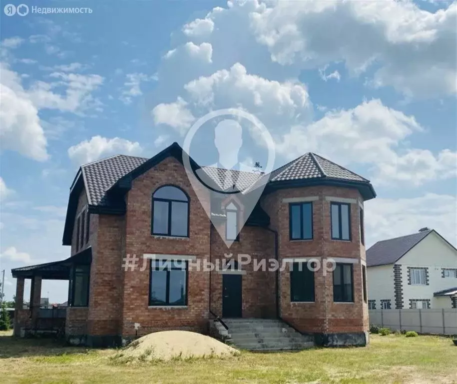 Дом в село Агро-Пустынь, Радужная улица, 1А (245 м) - Фото 1