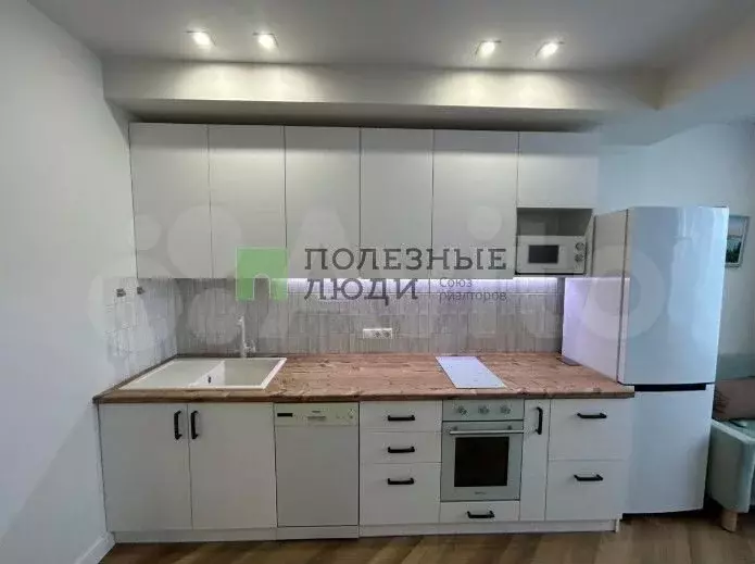 1-к. квартира, 40,6 м, 8/8 эт. - Фото 1