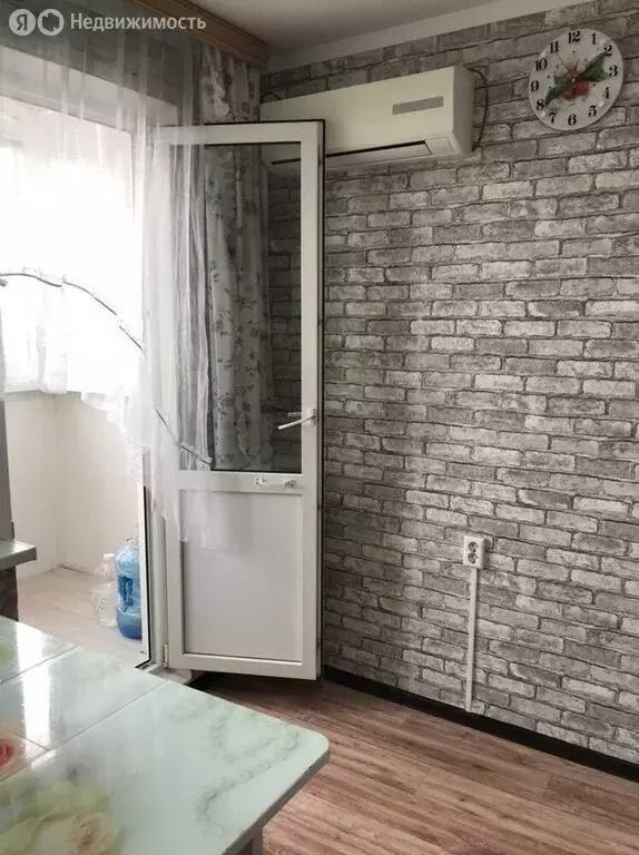 2-комнатная квартира: Анапа, улица Адмирала Пустошкина, 10 (38 м) - Фото 1