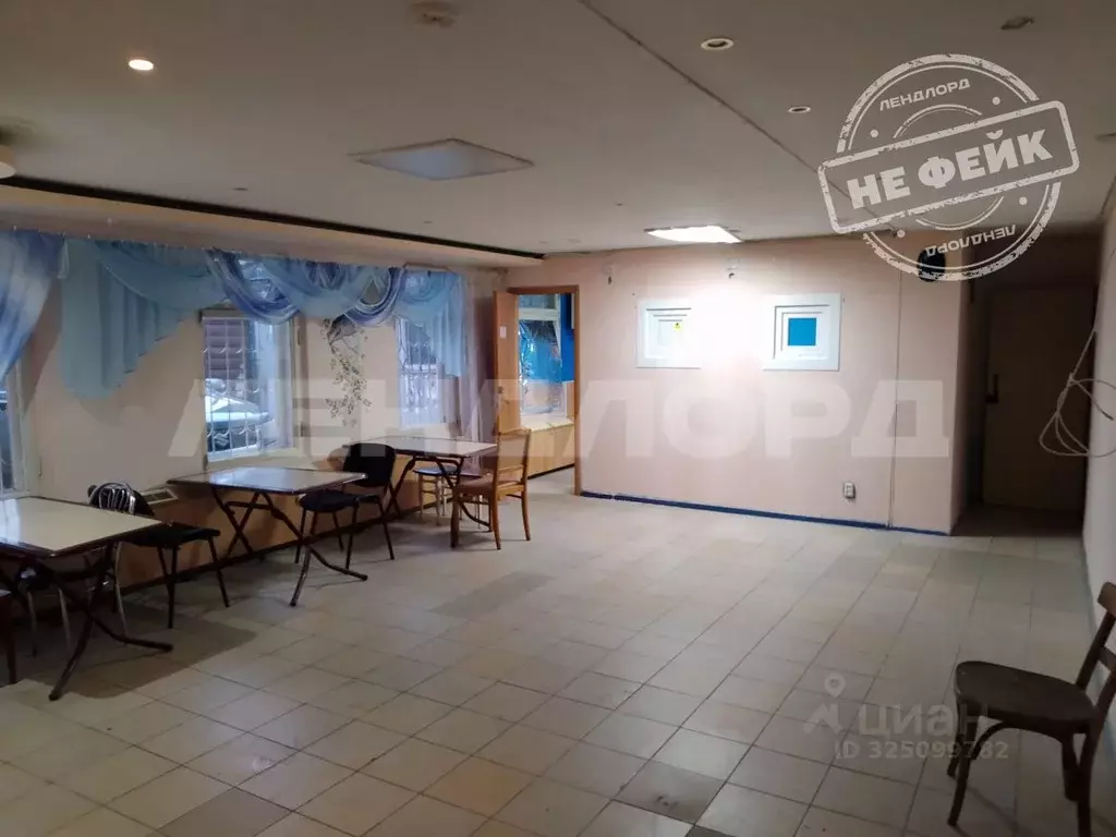 Помещение свободного назначения в Ростовская область, Новочеркасск ул. ... - Фото 1