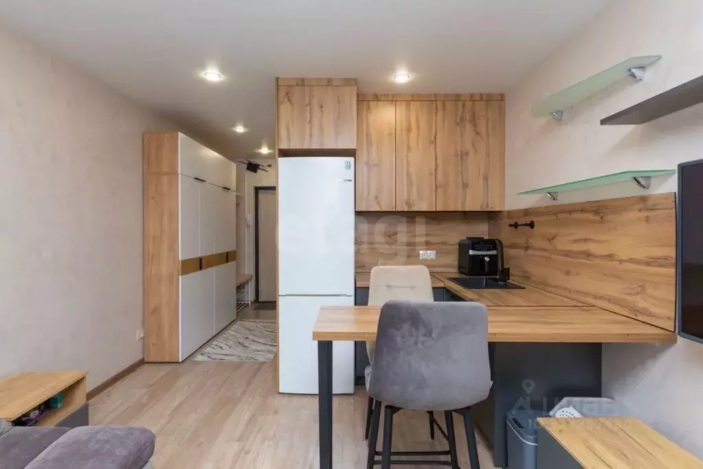 Студия Тюменская область, Тюмень ул. Тимофея Чаркова, 28 (24.0 м) - Фото 1