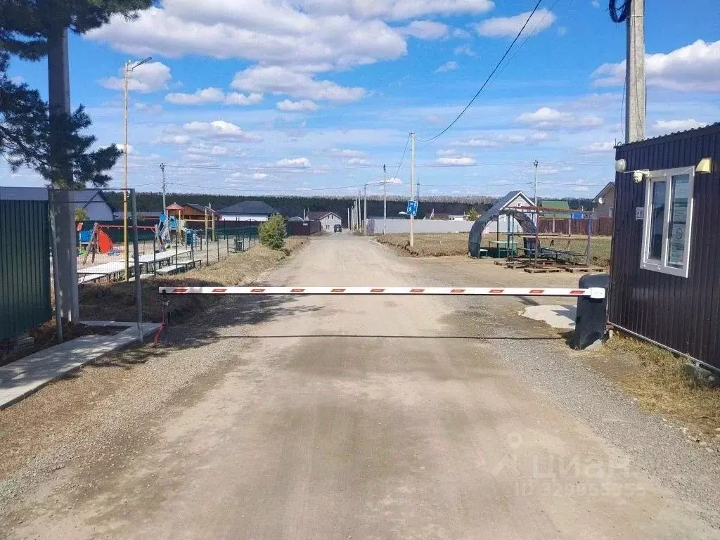 Участок в Свердловская область, Сысертский муниципальный округ, ... - Фото 1