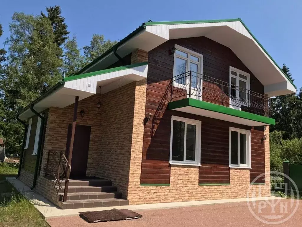 Дом в Ленинградская область, Всеволожск Комсомольский пер., 10 (138 м) - Фото 1