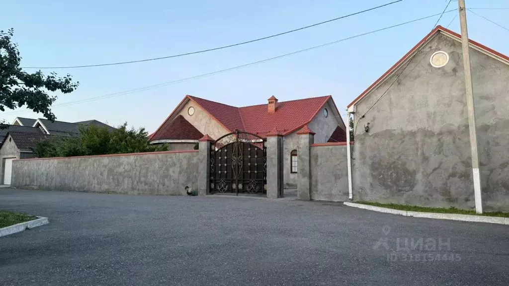 Дом в Чеченская республика, Грозный пос. Старая Сунжа, ул. ... - Фото 0